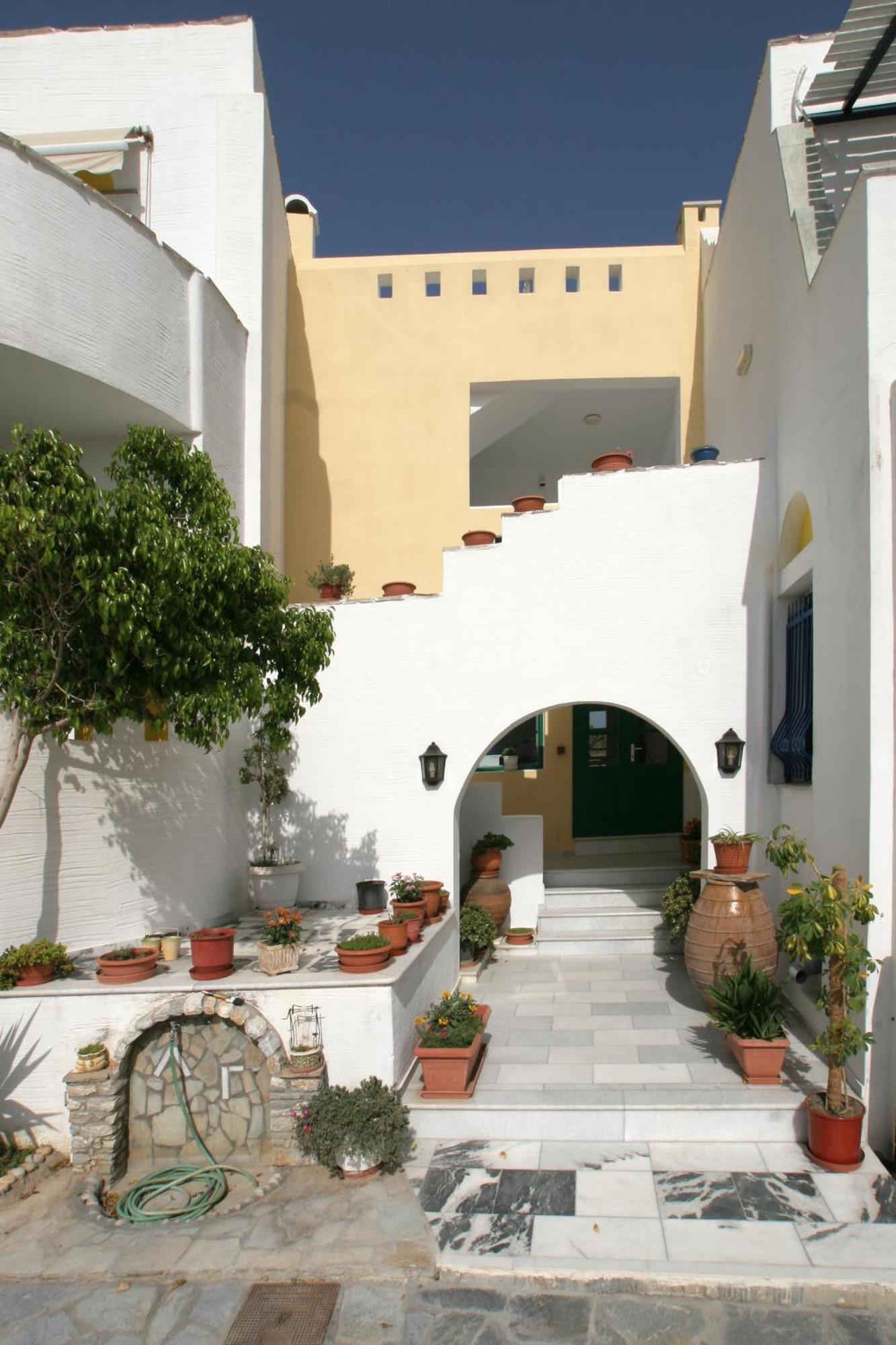 Aspasia Luxury Apartments Agia Anna  Exterior photo